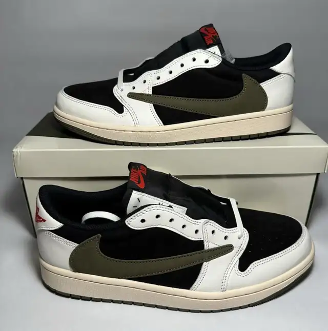 Jordan 1 Retro Low Travis Scott Olive in Men's Shoes in City of Toronto - Image 2