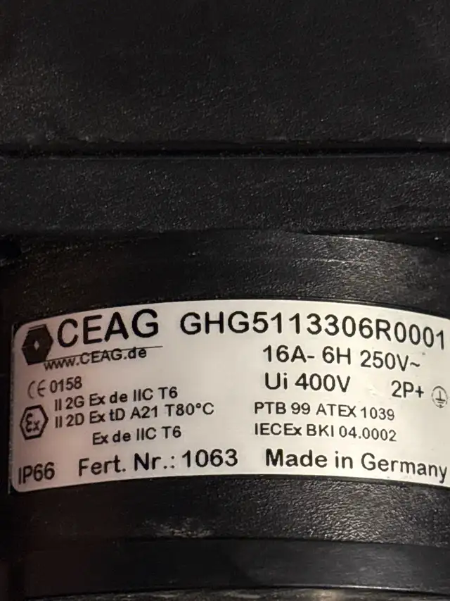 CEAG 3 Pin 16A Industrial Female Plug Ends / Couplers in Other in Saskatoon - Image 4