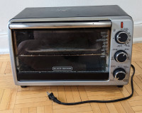 Black&Decker Convection Toaster Oven with 4 Functions, 6-Slices