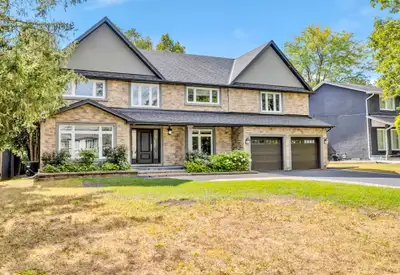 Executive 5165sqft Home Mississauga Road.