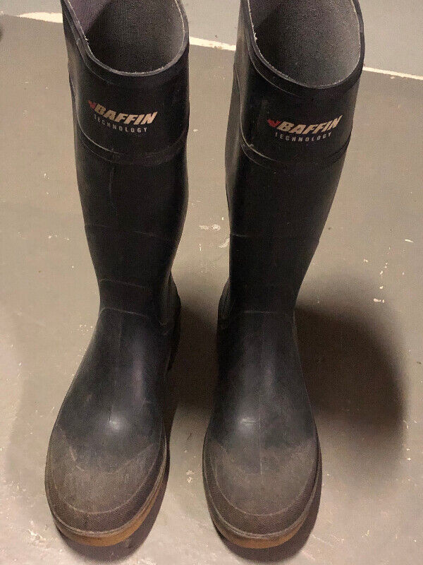 Baffin uninsulated rubber boots. in Men's Shoes in Thunder Bay