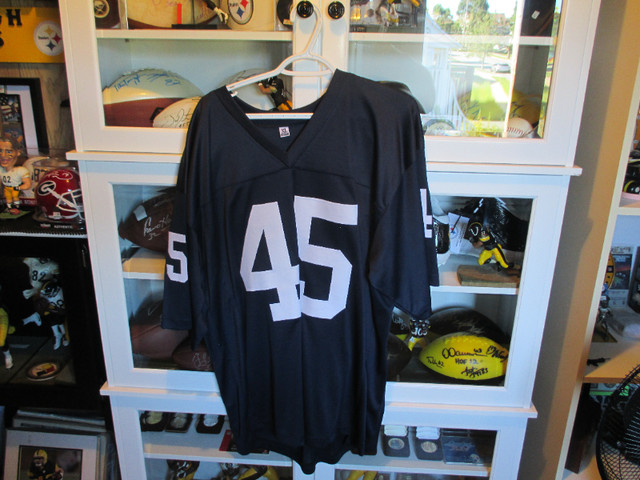 Rudy Ruettiger autographed Notre Dame jersey in Arts & Collectibles in City of Halifax