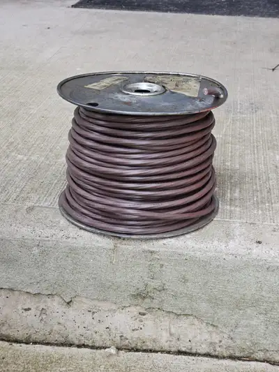 Approx. 400 ft of 18/6 low voltage control wire. FT4 rated. 6 conductor 18 AWG cable. Good for HVAC...