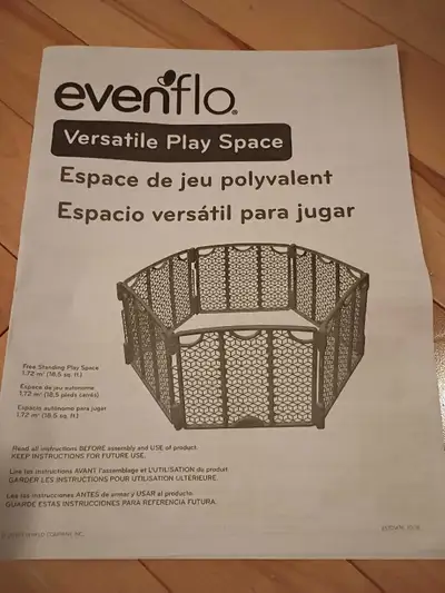 EVENFLO barrière espace de jeu polyvalent 8 panneaux, View more