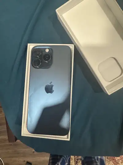 iPhone 15 pro max 256gb , View more