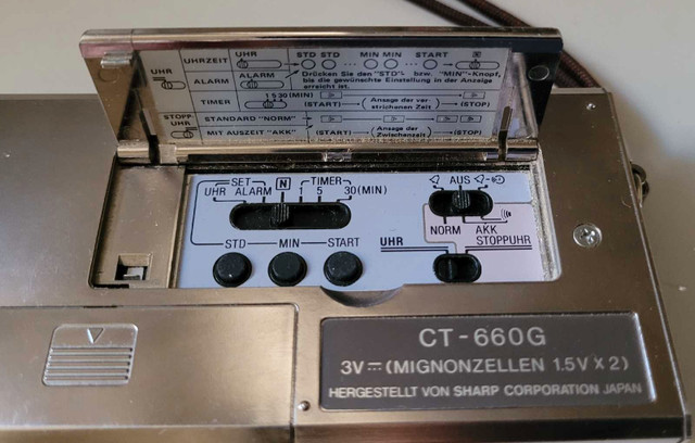 Vintage 1980's Sharp Talking Alarm Clock CT-660G in Arts & Collectibles in Oshawa / Durham Region - Image 3