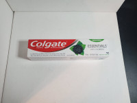 Colgate fluoride toothpaste avec charbon/charcoal 98ml
