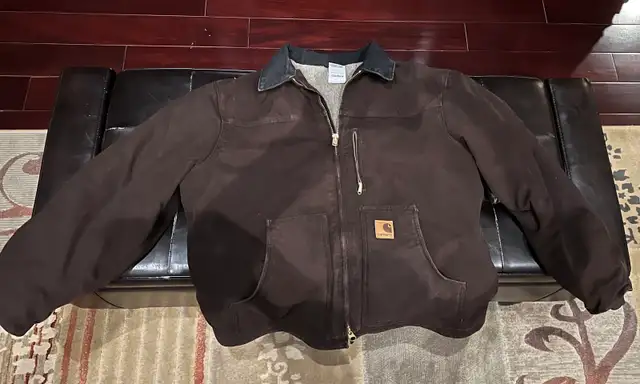 Carhartt Jacket XL in Men's in Edmonton - Image 4