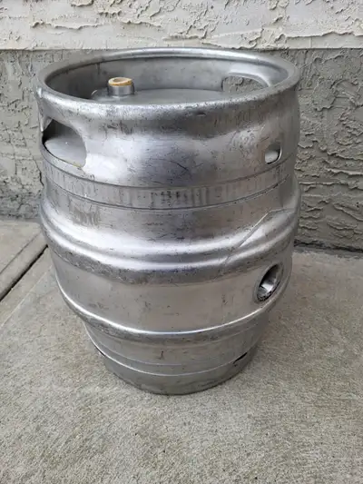 These 40L kegs are in good condition, like new. 8 available. $80 each, offers for a larger quantity