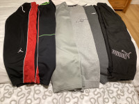 Pantalons de sport…7$ chaque/ grandeur variée 