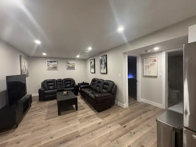 Fully Furnished 2 Bedroom Executive Suite – Westridge