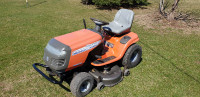 Husqvarna lawn tractor YTH1542XP