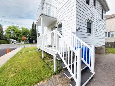 3 chambres, Buckingham, 1 435$/mois non chauffé ni éclairé