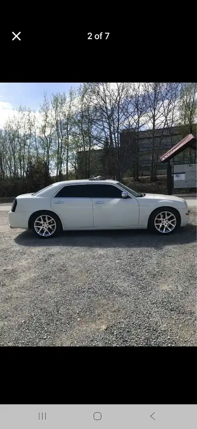 Chrysler 300 srt8 6.1 hemi custom grill oversize chrome rims brembo brakes racing rad, suspension su...