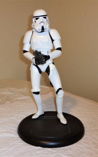 Sideshow Star Wars Stormtrooper Premium Format 1/4 Scale Statue!
