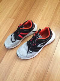 Chaussures grises pointure EUR 38 - US 6