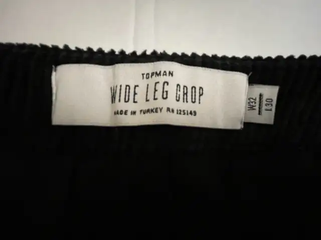Topman Men's Pants - Size 32 in Men's in Calgary - Image 5