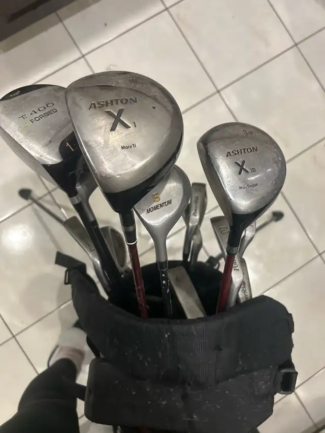 Golf clubs and Taylormade bag in Golf in Mississauga / Peel Region - Image 3