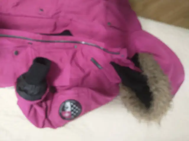 Winter jacket S/M size (girls) in Kids & Youth in Kitchener / Waterloo - Image 6