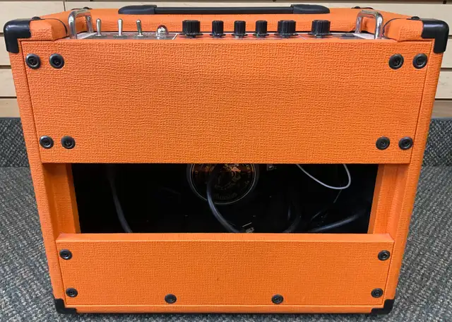 Orange Rocker 15 Tube Amp in Amps & Pedals in North Bay - Image 5