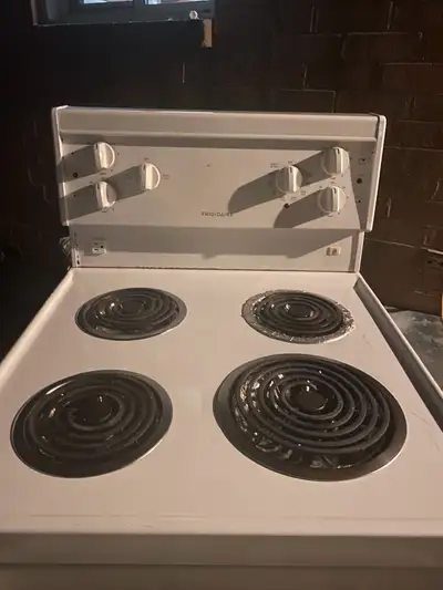Frigidaire Electric Stove24”, View more