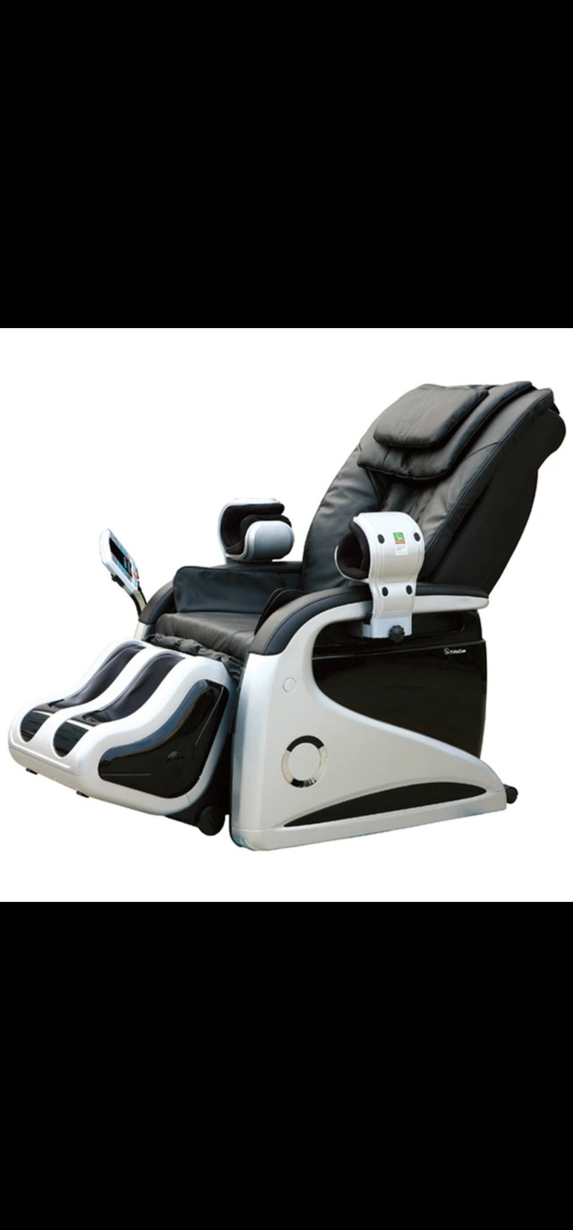  massage chair in Chairs & Recliners in Fort St. John - Image 2