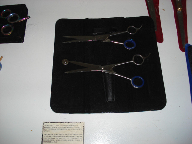grooming shears in Accessories in Trenton - Image 3
