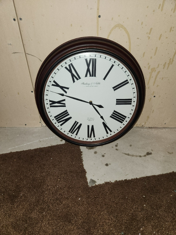 Clock Decor in Home Décor & Accents in Red Deer