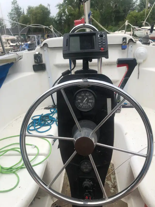 MacGregor 26M 2008 Sailboat in Sailboats in City of Montréal - Image 10