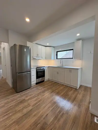 Well located rental unit in the heart of Owen Sound. Just minutes to the water and close by to groce...
