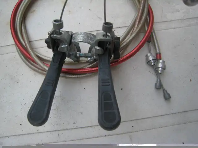 Pieces velo varies various bike parts in Frames & Parts in Laval / North Shore - Image 7