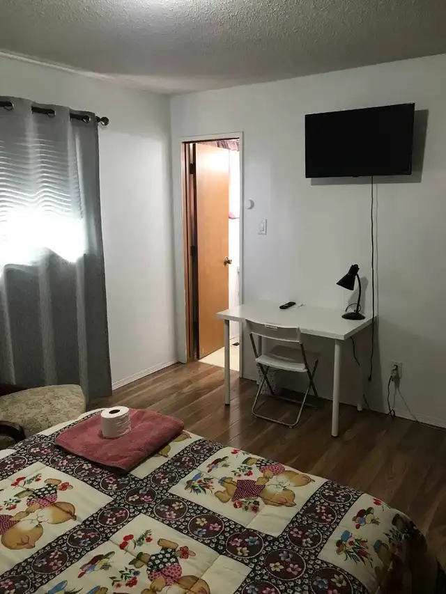 1 Master Bedroom for rent 