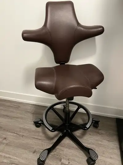HÅG Capisco Saddle Chair – Drafting Height (Brown Leather), View more