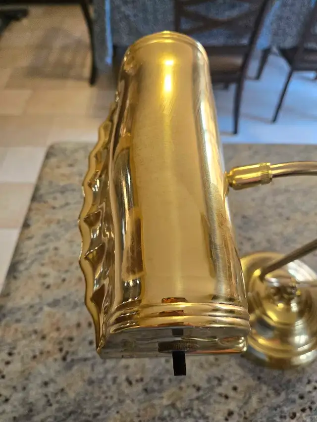 14" Brass Desk Lamp in Indoor Lighting & Fans in Oakville / Halton Region - Image 7