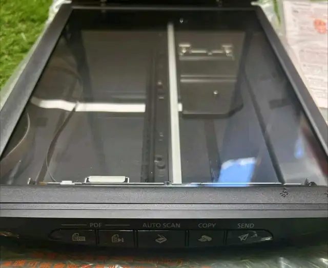 Canon CanoScan LiDE 220 Flatbed Color Image Scanner 64214270683267121