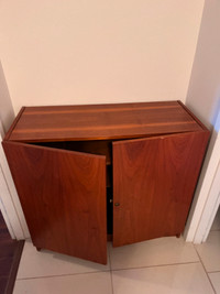Petit armoire / small dresser