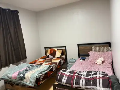 A fully furnished sharing room available for a girl in a clean and quiet place. All amenities are ne...