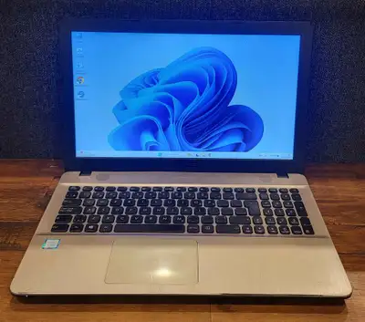Portable ASUS 15.6" Core i5-7200u 8GB DDR4 240GB SSD Win11Pro, View more