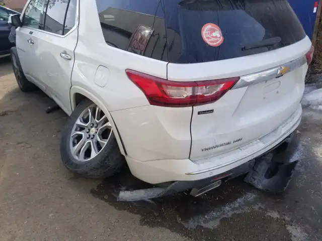 Parting out  Escape, Golf R, Traverse, Explorer, Ram, F350,TT, R in Auto Body Parts in Edmonton - Image 10