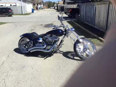 2008 Saxon model Villain. Motor is a S&S 1800 cc. Back tire is 300 mm. Not many km time to sell the...