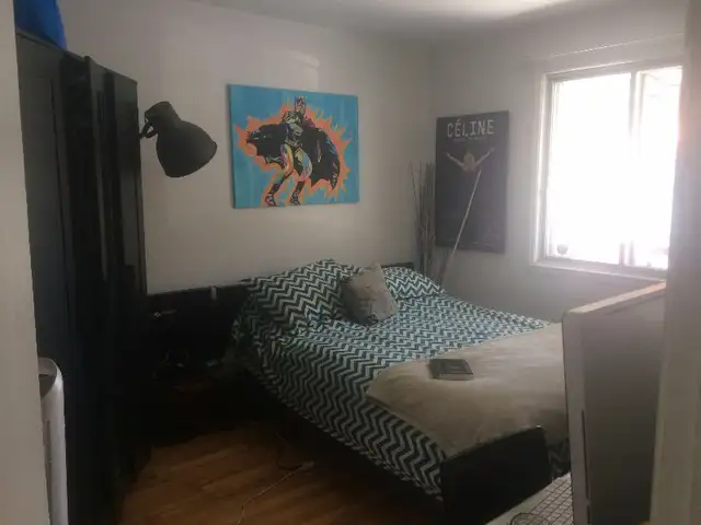 51/2 disponible pour le 1 Juillet 5minut march deMETRO FRONTENAC