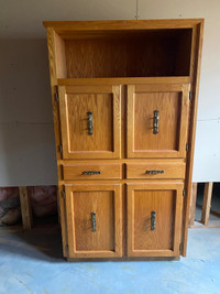 Shelf with doors/drawers