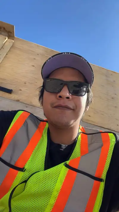 Looking to rent a basement suite in Edmonton, please get ahold of me. I work in camp 4/2 rotations....