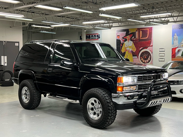 1995 Chevy Tahoe 4X4 Resto Mod Full Restoration with 425 HP LS dans Autos et camions  à Brantford