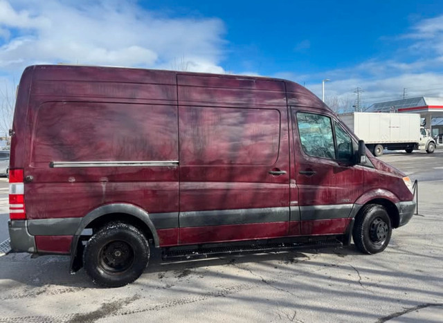 2011 Mercedes Sprinter 3500 only 195,000 kms!! in Cars & Trucks in City of Toronto - Image 2