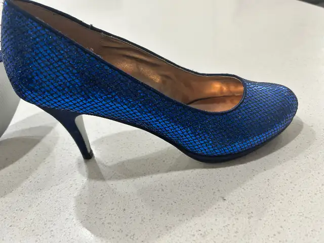 Sparkly Heels in Women's - Shoes in Calgary - Image 3