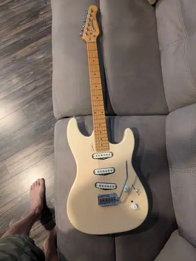 guitare électrique Godin, View more