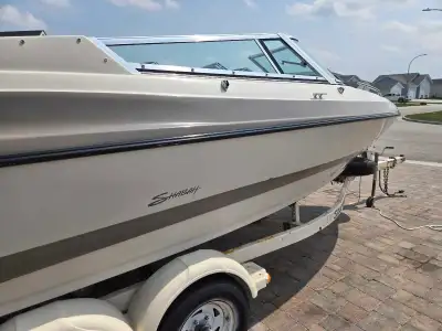 2010 21' Mariah Shabah – Smooth Ride, Ready for Summer Fun! MerCruiser inboard/outboard engine, this...