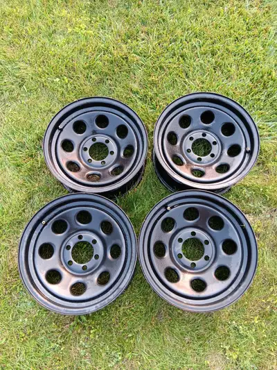 Four 15 inch steel rims, 7 inch wide. Bolt pattern 6x114.3mm. Have been cleaned and treated with roc...