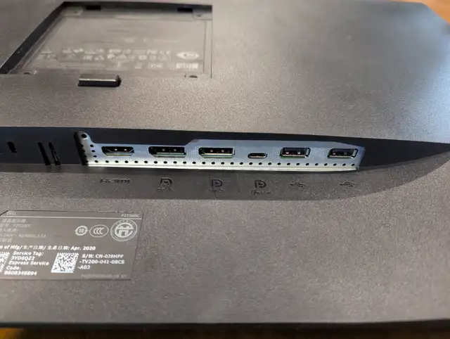 Dell 27" P2720DC 1440p Monitor and Dock in Monitors in City of Toronto - Image 4